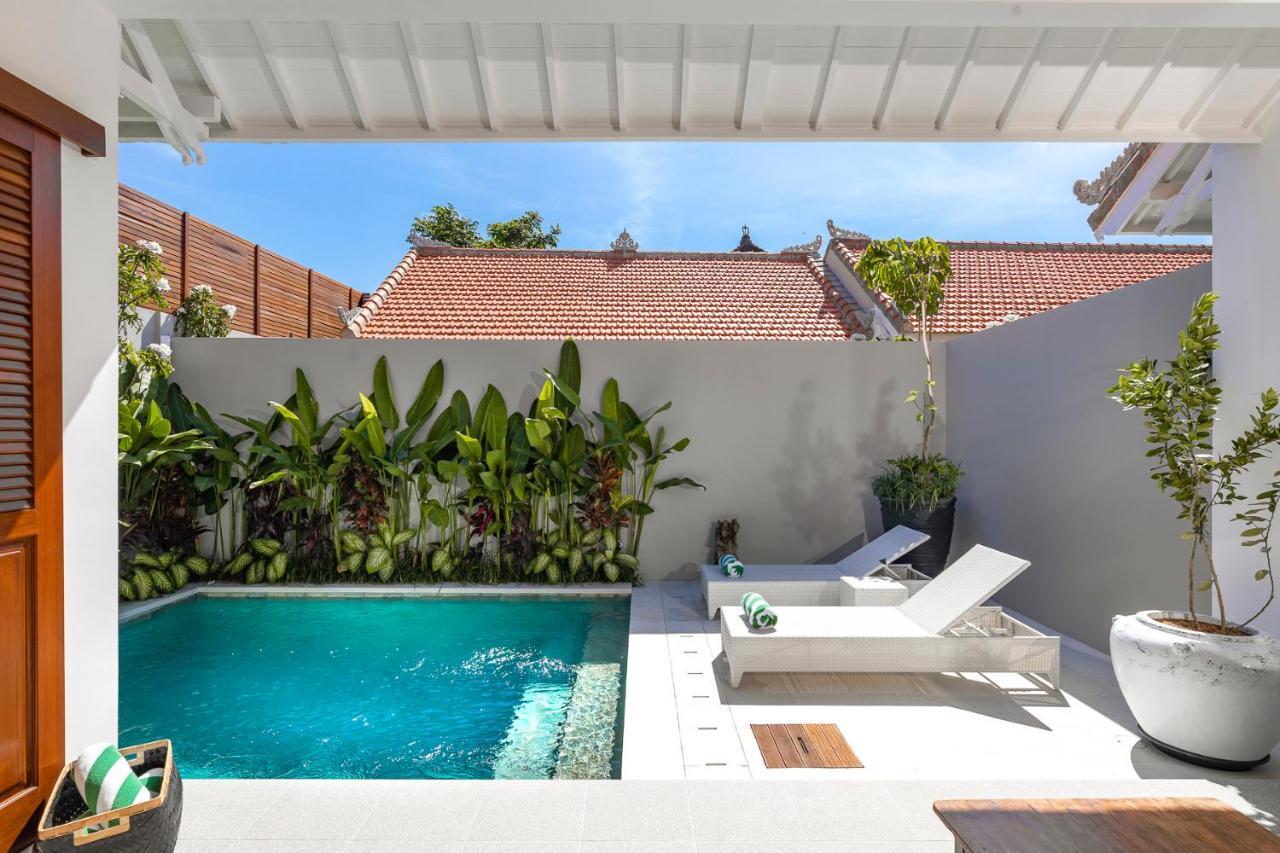 Villa Revo Seminyak  Exterior photo